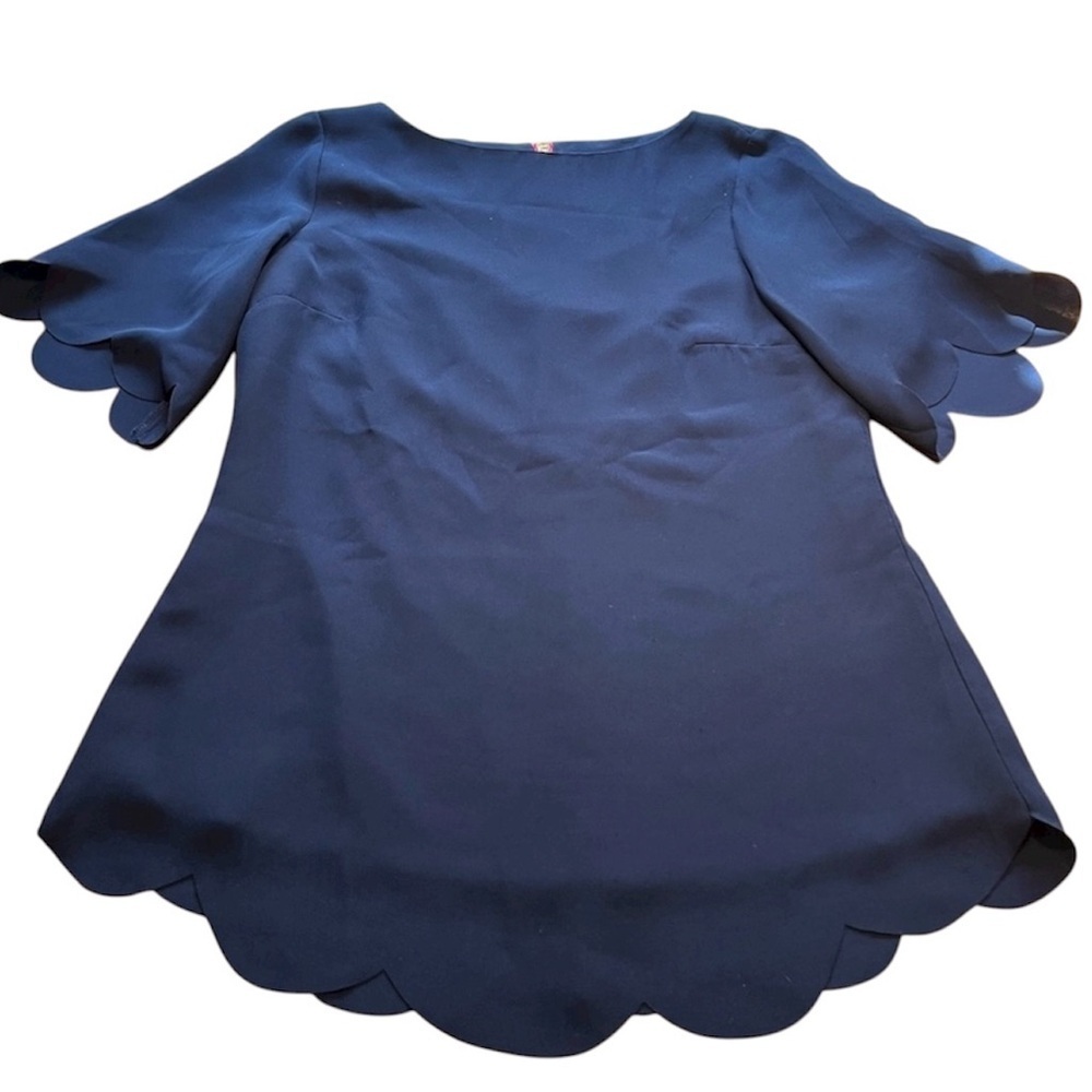 Sail to Sable Deep Blue Top w/scalloped sleeves Size Small